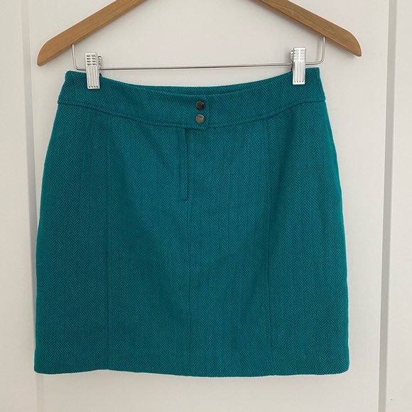 Mini Skirt - Picture 2 of 3